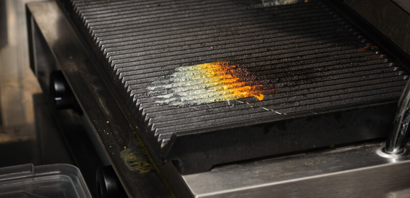 Cooking Stain On Barbecue Grill